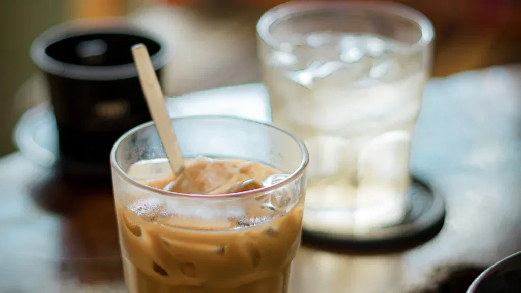 A Simple Guide to Making Delicious Iced Coffee with Your Espresso Machine